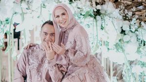 7 Detail Lamaran Venna Melinda dan Ferry Irawan, Cincinnya Bikin Salfok