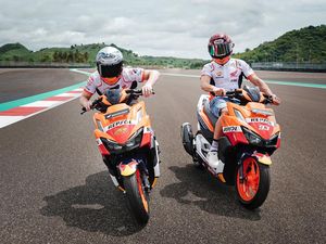 Keren! Honda Vario 160 Modif Ini Jadi Tunggangan Marquez di Mandalika Keren! Honda Vario 160 Modif Ini Jadi Tunggangan Marquez di Mandalika