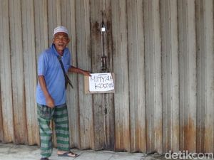 Minyak Goreng Curah Kosong di Sumenep, Warga Beli Kemasan yang Lebih Mahal