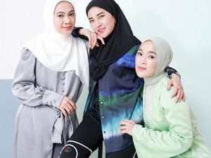 Ririe Fairus Makin Bersinar Usai Cerai dari Ayus, Siap Melenggang ke Paris Ririe Fairus Makin Bersinar Usai Cerai dari Ayus, Siap Melenggang ke Paris