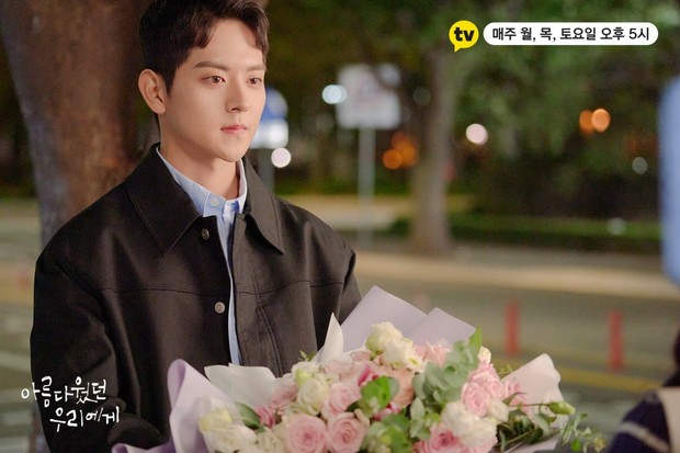 Orang Korea Rayakan Black Day dan White Day/Foto: hancinema.net Selain Valentine, Orang Korea Juga Rayakan Black Day dan White Day