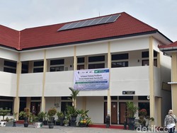 Didanai CSR, 5 Sekolah di Solo Pakai Listrik dari Panel Surya