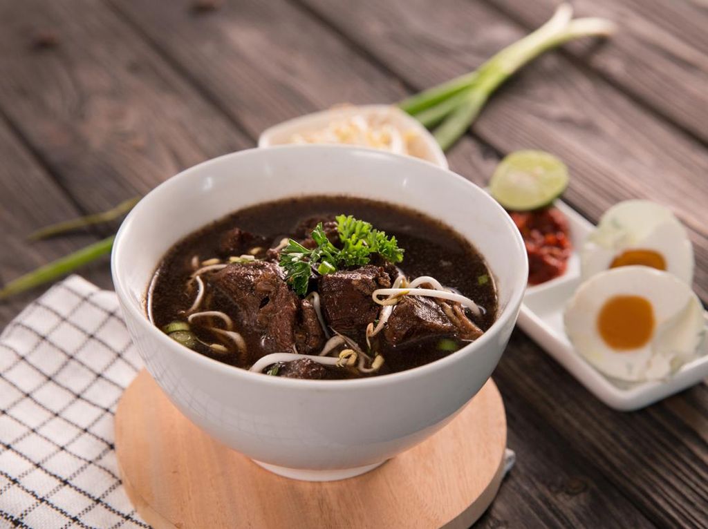 8 Makanan Legendaris Khas Jawa Timur Wajib Dicoba 8 Makanan Legendaris Khas Jawa Timur Wajib Dicoba