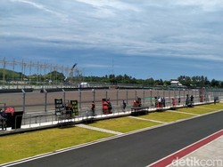 Cerahnya Mandalika Saat Rider Geber Motor Lagi di Tes MotoGP