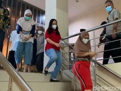 Diborgol! 8 Tersangka Pinjol Ilegal Sleman Diserahkan ke Kejaksaan