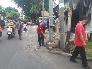 Kecelakaan Lagi, Kali Ini TransJ Tabrak Tiang Listrik di Tangerang