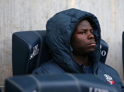 Zouma Tendang Kucing, Adiknya Ikut Kena Sanksi