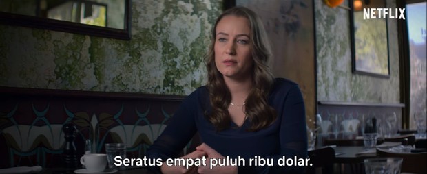 Ayleen dan Kerugiannya/foto: youtube.com/Netflix Indonesia Besarnya uang yang telah dikeluarkan Ayleen, salah satu korban Simon