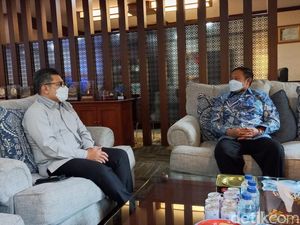 Bupati Lamongan Cerita soal Pengembangan Sorgum Sebagai Pengganti Beras Bupati Lamongan Cerita soal Pengembangan Sorgum Sebagai Pengganti Beras