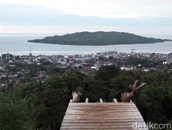 Destinasi Hits di Sulawesi Barat Ini bernama Kelapa Tujuh