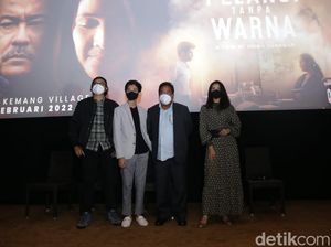 Pelangi Tanpa Warna Konsisten Tak Ubah Jadwal Tayang di Bioskop