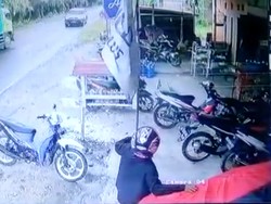 Rekaman CCTV Aksi Keji Bocah di Pasangkayu Bunuh Teman Pakai Badik