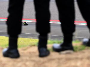 Aksi Marquez-Luca Marini di Hari Terakhir Tes MotoGP Mandalika