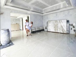 Penampakan Luasnya Kamar Ayu Dewi yang Bikin 2 Tahun Debat dengan Suami