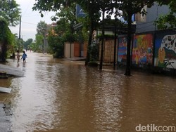 3 Jalan di Ponorogo Terendam Banjir Setelah Diguyur Hujan Semalaman
