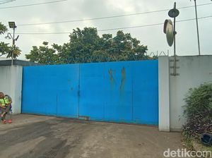 Setelah 14 Jam Kebakaran Pabrik Plastik di Pati Akhirnya Padam Setelah 14 Jam Kebakaran Pabrik Plastik di Pati Akhirnya Padam