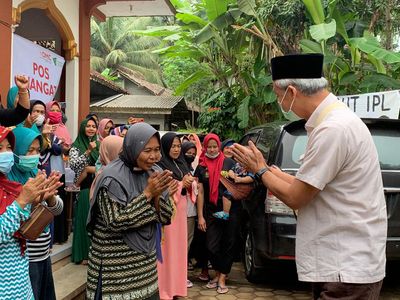 Momen Ganjar Sapa Warga dan Diskusi Soal Wadas Usai Tragedi