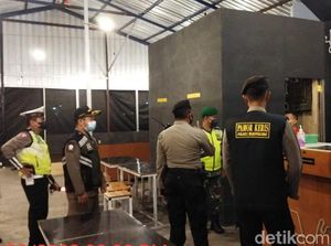 Warga Bojonegoro Terus Diimbau Prokes Ketat Saat Beraktivitas Warga Bojonegoro Terus Diimbau Prokes Ketat Saat Beraktivitas