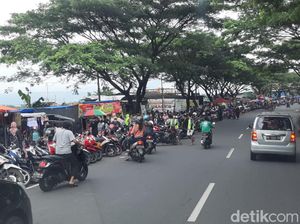 Pasar JB Salatiga Bikin Kerumunan, Walkot: Ditutup 2 Pekan! Pasar JB Salatiga Bikin Kerumunan, Walkot: Ditutup 2 Pekan!