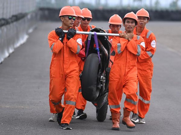 Foto: Ragam Aksi Marshall Sirkuit Mandalika
