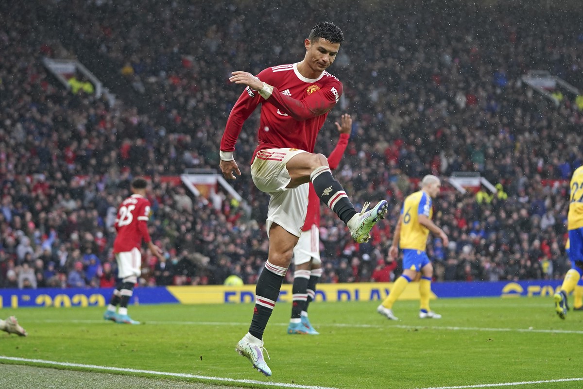 Cristiano Ronaldo sudah gagal mencetak gol di enam penampilan terakhirnya dengan Man United. (Foto: AP/Jon Super)