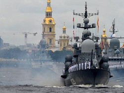 Kian Panas Rusia Vs AS Buntut Kapal Selam Kejar-kejaran