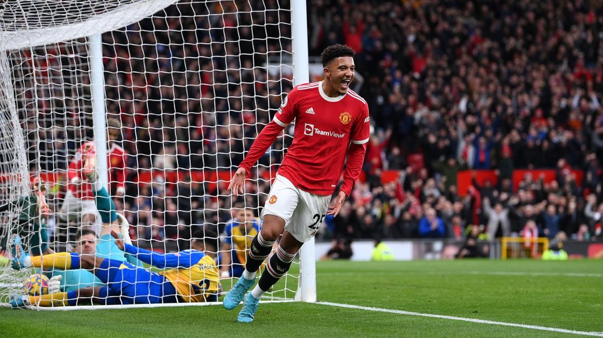 Winger Man United Jadon Sancho mulai panas usai mencetak gol ke gawang Southampton. (Foto: Getty Images/Laurence Griffiths)