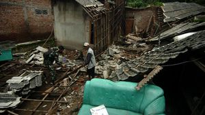 Terdampak Tanah Bergerak, Puluhan Rumah di Tegal Rusak-Ambruk