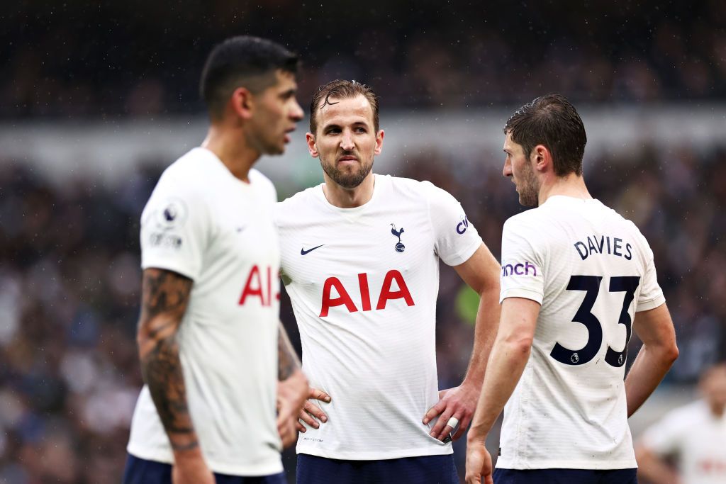 LONDON, ENGLAND - FEBRUARY 13: Harry Kane of Tottenham Hotspur looks on during the Premier League match between Tottenham Hotspur and Wolverhampton Wanderers at Tottenham Hotspur Stadium on February 13, 2022 in London, England. (Photo by Ryan Pierse/Getty Images)