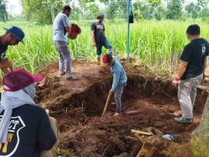 BPCB Jatim Ekskavasi Bangunan Candi Era Mataram Kuno Masa Mpu Sindok BPCB Jatim Ekskavasi Bangunan Candi Era Mataram Kuno Masa Mpu Sindok
