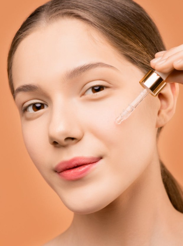 Digunakan pada Area Wajah Tertentu