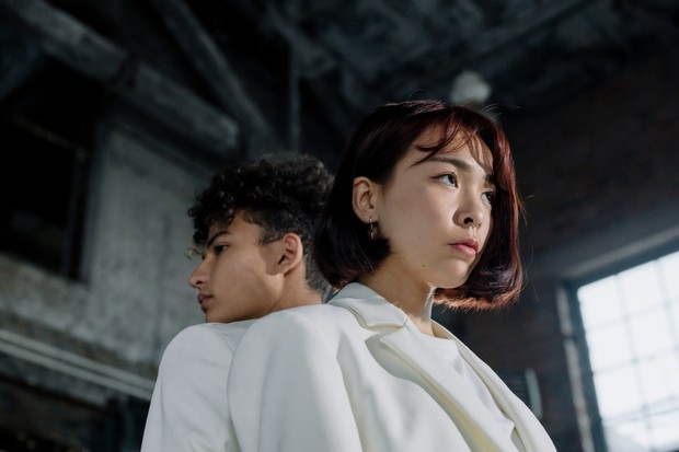 Foto yang diambil dengan teknik low angle shot/Foto: Pexels/cottonbro Foto yang diambil dengan teknik low angle shot/Foto: Pexels/cottonbro