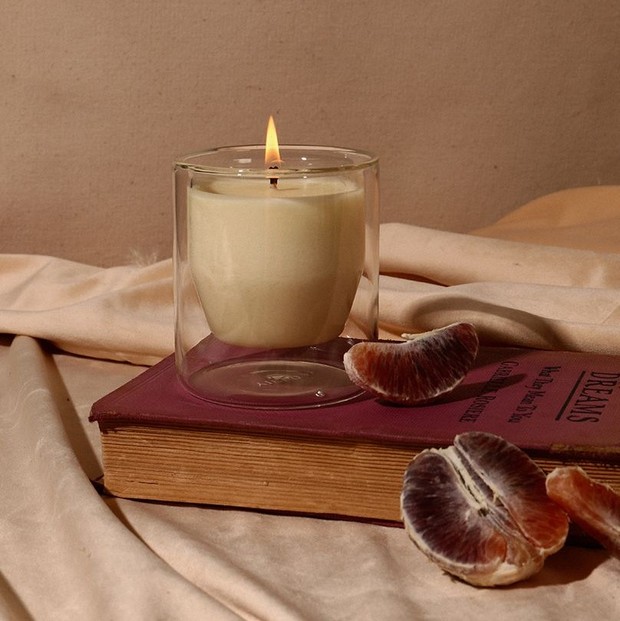 Gunakan Satu Batang Lilin/Foto: Pinterest/Design Milk Gunakan Satu Batang Lilin/Foto: Pinterest/Design Milk