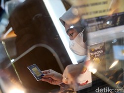 Harga Emas Hari Ini Berkilau, Ini Rinciannya dari 1 Gram Hingga 1 Kg