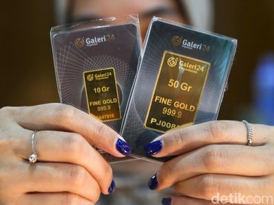 Gila! Rusia Serang Ukraina, Harga Emas Antam Meroket