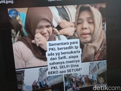 Naik Buldoser, Heboh Emak-emak Foto Sukaria di Lahan Gusuran PKL