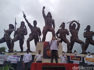 KPU Kota Blitar Deklarasikan Pemilu Damai 2024  Demi Hari Cinta Bangsa