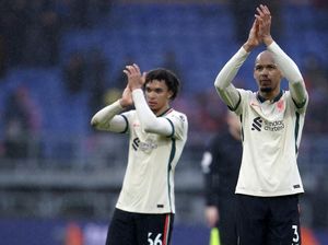 Fabinho: Liverpool Kejar Man City? Yang Penting Menang Dulu Deh