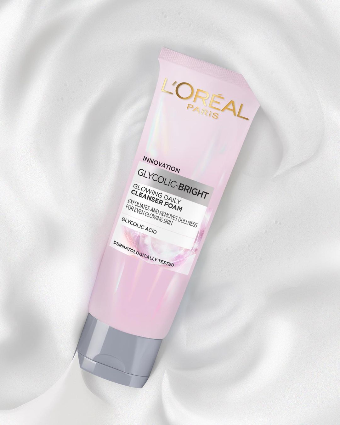 L'Oreal Paris Glycolic Bright Glowing Daily Cleanser Foam