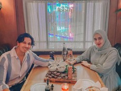 Suami Fairuz A Rafiq Positif COVID-19, Tenggorokan Terasa Terbakar