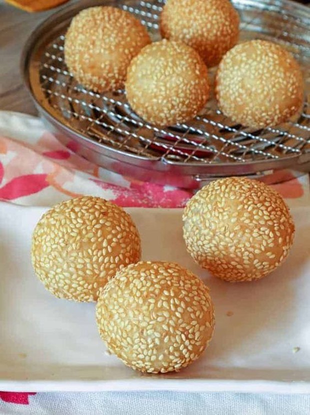 Onde-onde Lambang Keberuntungan. Beauties Suka Onde-onde?/Foto : pinterest.com/Kawaling Pinoy