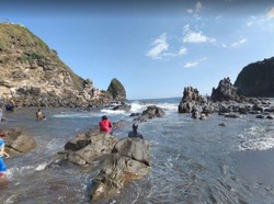 Mengenal Rip Current, Arus Laut yang Tewaskan 11 Orang Saat Ritual di Jember