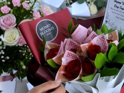 Cara Membuat Buket Snack dan Uang yang Simpel, Low Budget, Serta Mudah