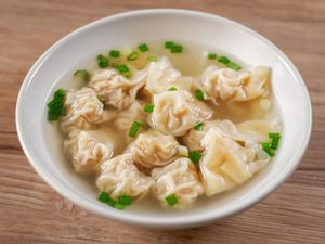 Resep Pangsit Ayam Kuah Kaldu, Cocok Dimakan Saat Sakit Tenggorokan Resep Pangsit Ayam Kuah Kaldu, Cocok Dimakan Saat Sakit Tenggorokan