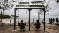 Tanjung Lesung yang Kembali Naik Daun