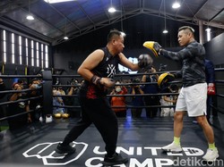 Menang Lawan Hotman Paris, Vicky Prasetyo Tantang Deddy Corbuzier Duel Tinju