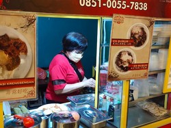 Tak Ada Perayaan, Ini yang Dilakukan Warga Pecinan Surabaya Saat Cap Go Meh