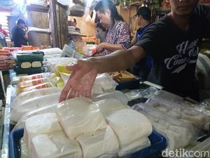 Waduh! Ukuran Tahu Tempe di Pasar Menciut, Imbas Kedelai Naik Waduh! Ukuran Tahu Tempe di Pasar Menciut, Imbas Kedelai Naik