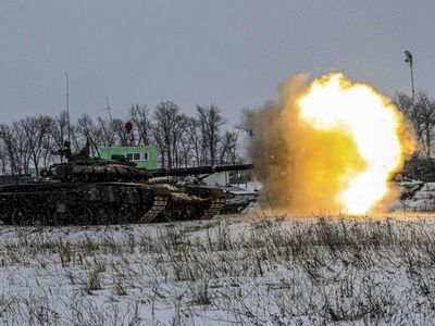 Ini Deretan Alat Tempur Rusia yang Diisukan Mau Invasi Ukraina Besok