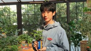 Jung Hae In Bikin Syok Lewat Gaya Rambut Baru